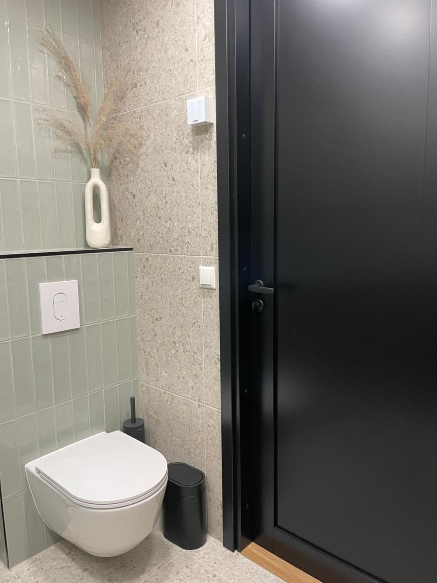 Castella Apartment *